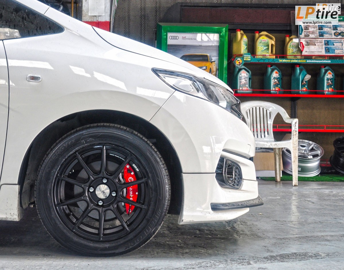 Honda Jazz + ล้อแม็กลาย SSR KT015 15นิ้ว สีดำด้าน + ยาง HANKOOK H308 195/55-15