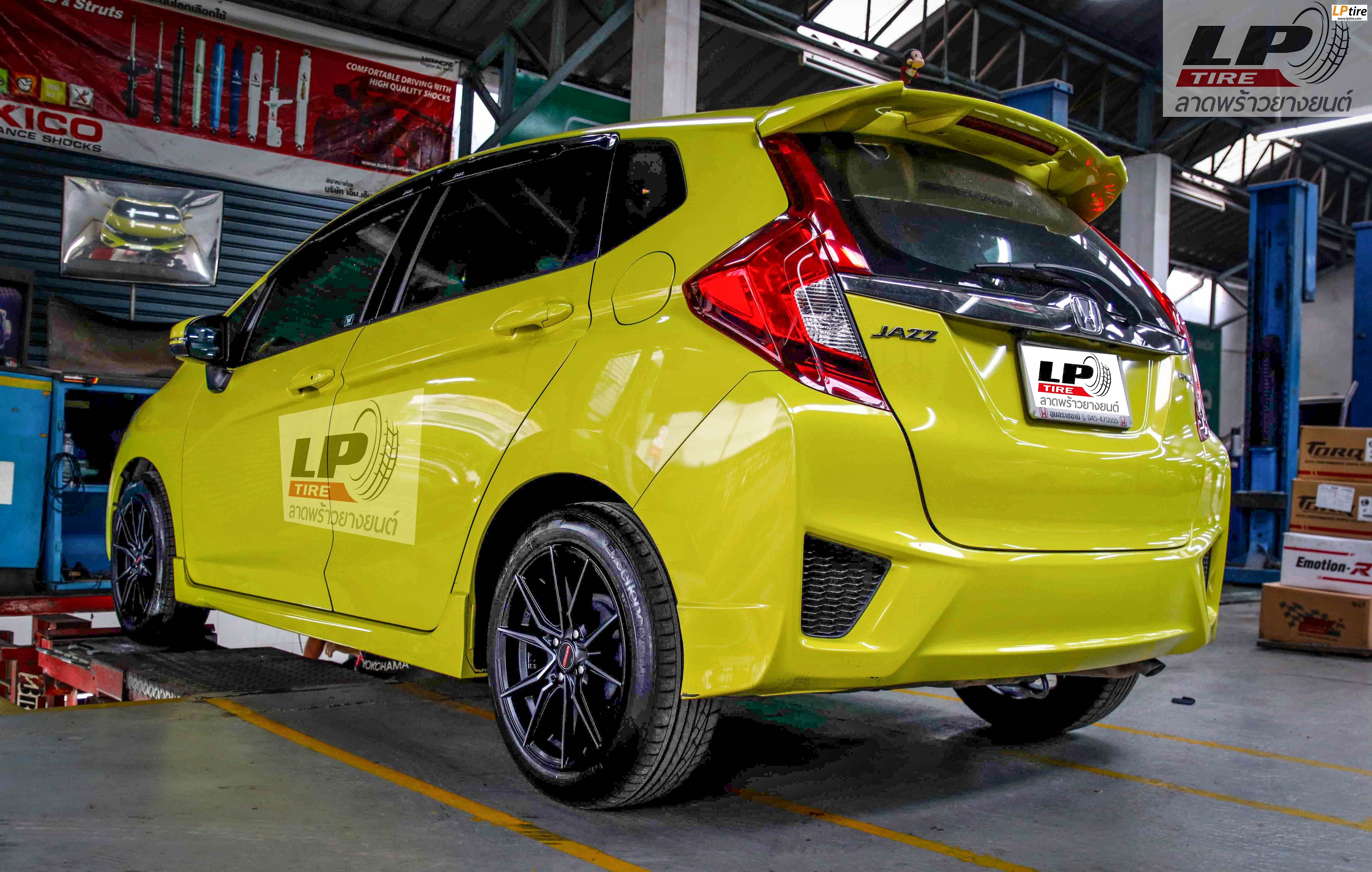 รถ - HONDA JAZZ  ล้อแม็ก - LENSO  JAGER JAVA สีดำหน้าชา สเปค - 16x7.0 4x100 ET35 รัดยาง - GOODYEAR GOODYEAR DURAPLUS เบอร์ - 185/65R16(ยางเดิม)