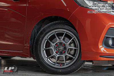 รถ - HONDA JAZZ ล้อแม็ก - LENSO VENOM FlowForming สเปค - 15x7 ET35 4x100 ยาง - LENSO D-1CS
เบอร์- 195/55-15