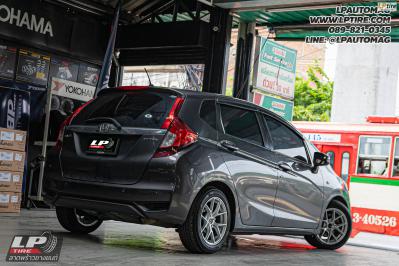 HONDA JAZZ ล้อแม็ก -EmotionR FRE BY LENSO SILVER สเปค - 15x7 ET35 4x100 ยางรถยนต์ - ALLIANCE AL30 030Ex เบอร์ - 195/55-15
