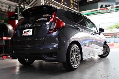 รถ - HONDA JAZZ JAZZ GR ล้อแม็ก - LENSO JAGER JAVA สีHS สเปค - 15x7.0 4x100 ET35 รัดยาง - GOODYEAR GT3 เบอร์ - 175/50-15