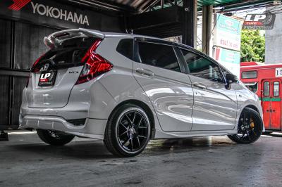 รถ -HONDA JAZZ GK ล้อแม็ก - LENSO Jager Dyna ดำด้าน สเปค - 16x7 ET35 4x100 รัดยาง - YOKOHAMA ES32 เบอร์ - 195/50-16