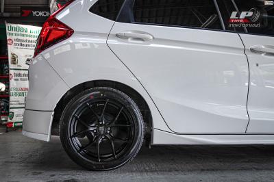 รถ -HONDA JAZZ GK ล้อแม็ก - LENSO Jager Dyna ดำด้าน สเปค - 16x7 ET35 4x100 รัดยาง - YOKOHAMA ES32 เบอร์ - 195/50-16