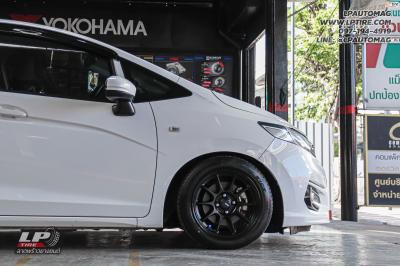 รถ - HONDA JAZZ ล้อแม็ก - KONIG N632 Dekagram FlowForming ดำด้าน สเปค - 15x7 ET28 4x100
ยาง - LENSO D-1CS เบอร์ - 195/50-15