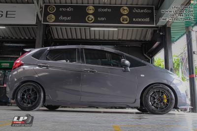 รถ - HONDA JAZZ ล้อแม็ก - NK NK105N (TC105n) Flowforming DGM สเปค - 15x7 ET35 4x100
ยาง - ฺBRIDGESTONE RE004 เบอร์ -195/55-15