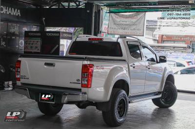 รถ - ISUZU D-MAX ล้อแม็ก - LENSO MAX-1 ดำด้าน สเปค - 16x9 ET0 6x139.7 ยาง - YOKOHAMA G015
เบอร์ - 265/70-16