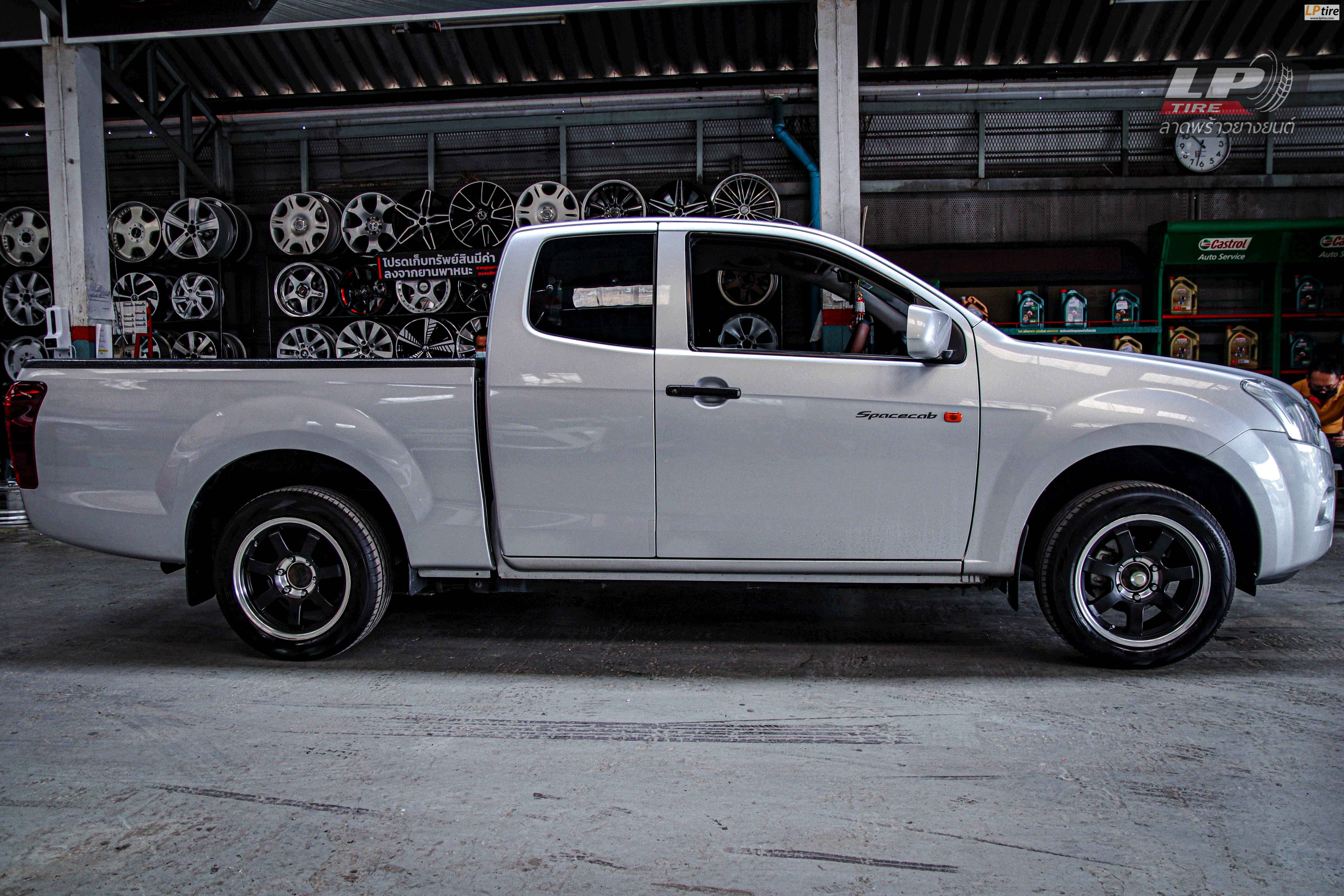 รถ - ISUZU D-MAX ล้อแม็ก - SSW S080 ดำด้านขอบเงาด้าน สเปค - 17x8 ET25 6x139.7 รัดยาง - YOKOHAMA AE50 เบอร์ - 225/55-17