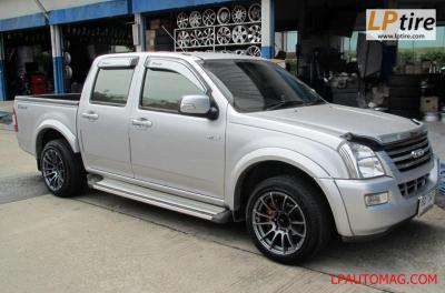 Isuzu D-Maxล้อแม็ก Advan RS 17นิ้ว สีเทา หน้า8นิ้ว หลัง9นิ้วยาง DUNLOP LM703 หน้า 215/55-17 หลัง 225/55-17