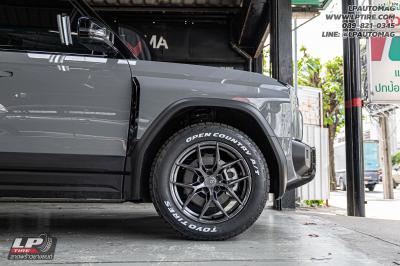 รถ - JAECOO J6 ล้อแม็ก - ORI WHEELS CHAPTER-4 EP.2 FlowForming V-DARK สเปค - 18x8 ET35 5x108
รัดยาง - TOYO OPEN COUNTRY AT3 เบอร์ - 235/60-18