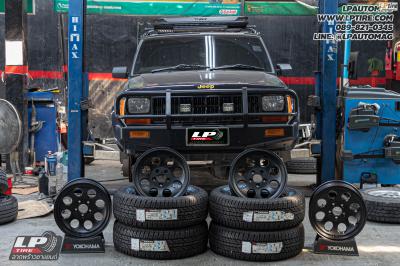 รถ - JEEP CHEROKEE ล้อแม็ก - TAW TM063 ดำด้าน สเปค - 16x8 ET-10 5x114.3 ยาง - YOKOHAMA G015
เบอร์ - 245/70-16