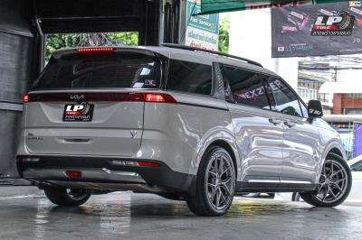 รถ - KIA carnival ป้ายแดง ล้อแม็ก - VAGE VF04 FlowForming Smoke Grey ขอบ - 20x8.5 ET35 5x112-5x114.3 ยาง - YOKOHAMA PA02 เบอร์ - 245/45-20