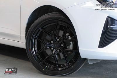 รถ - MG ES ล้อแม็ก -VAGE VF013 ดำเงา สเปค - 18x8.5 ET35 5x112-5x114.3 ยาง - YOKOHAMA V552
เบอร์ - 225/45-18