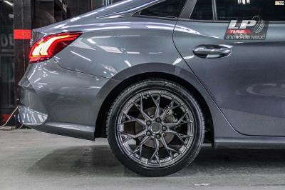 รถ -MG 5 ล้อแม็ก - VAGE VF03 สี Titanium Blush ขอบ - 18x8.5 ET35 5x112-5x114.3 ยาง- LENSO D-1CS
เบอร์ - 235/40-18 สปริงโหลด - YSS MG5 นุ่มหนึบ ไม่กระด้างครับ