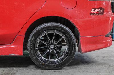 รถ - MAZDA 2 ล้อแม็ก - INFERNO 949 ดำเงาคัทเงิน ขอบ -15x7 ET35 4x100 ยาง - BRIDGESTONE RE004
เบอร์ - 195/55-15