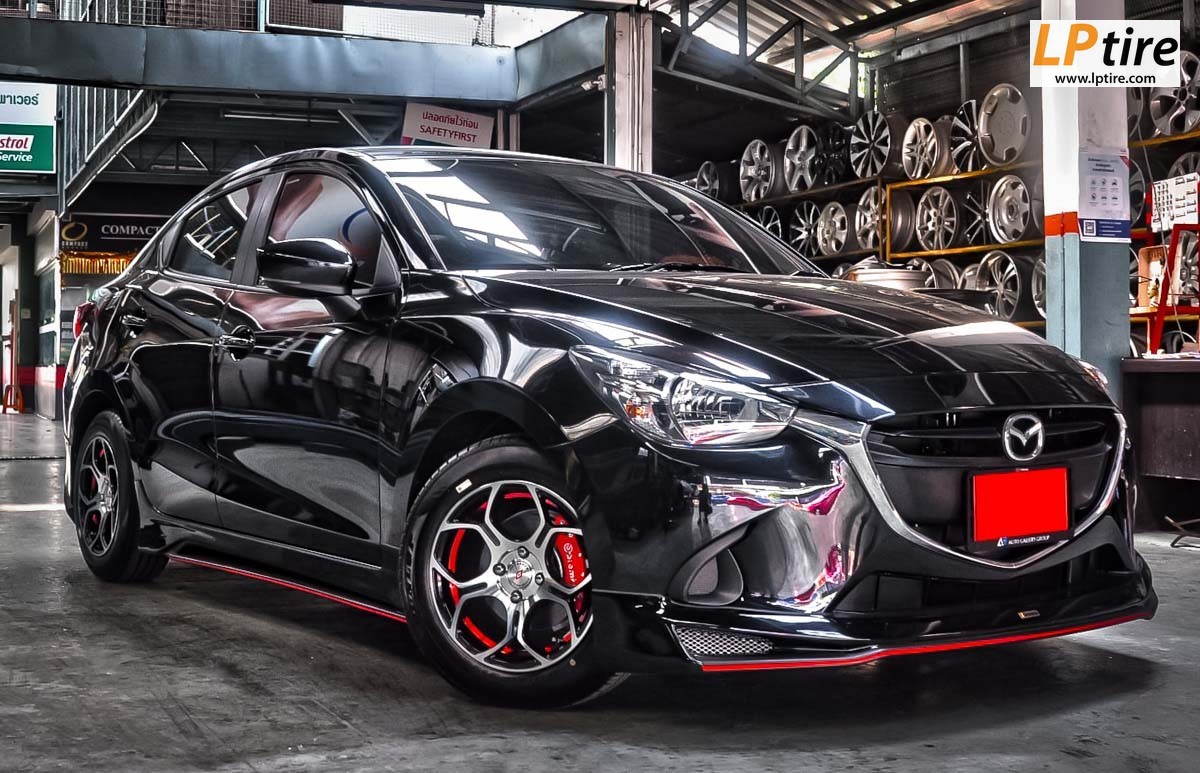 Mazda 2 + แม็ก INFORGED Wela ขอบ15 ดำหน้าเงาอันเดอร์คัตแดง