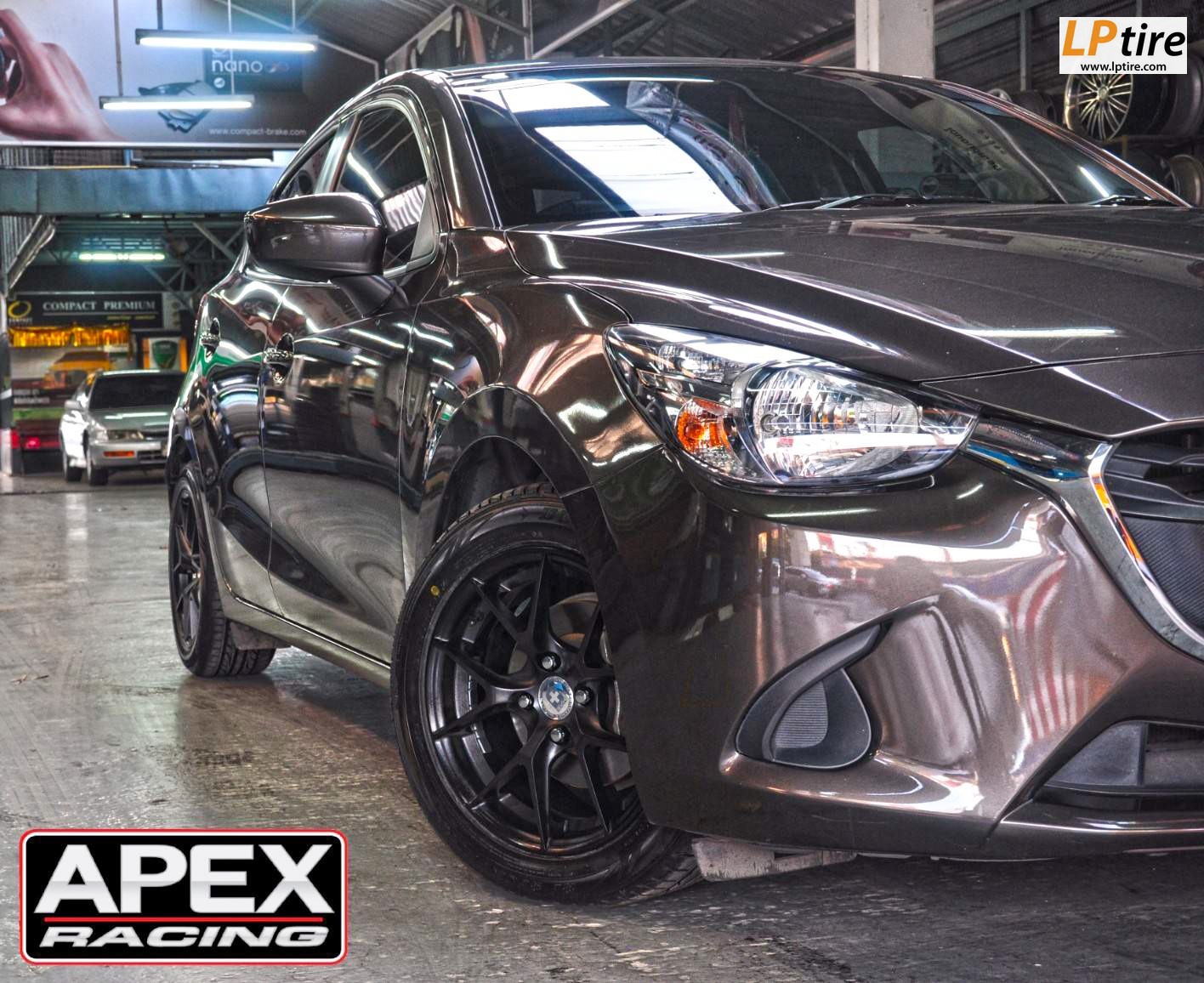 Mazda 2 + แม็ก HRE ZX062 ขอบ15 ดำด้าน + ยาง DUNLOP LM704 195/55-15