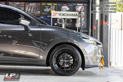 รถ - MAZDA 2 ล้อแม็ก - LENSO Jager Dyna ดำด้าน สเปค - 16x7 ET35 4x100ยาง - YOKOHAMA AE51
เบอร์ - 195/55-16