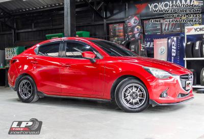 รถ - MAZDA 2
ล้อแม็ก LENSO VENOM V1N LITETECH+ FlowForming HB
สเปค -15x7 ET35 4x100
#LPAutomagลาดพร้าวยางยนต์