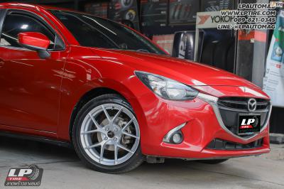 รถ -MAZDA 2 ล้อแม็ก - EmotionR FRX BY LENSO SILVER สเปค -17x7.5 ET35 4x100 ยาง - LENSO D-1CS
เบอร์ - 215/45-17