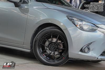 รถ - MAZDA 2 ล้อแม็ก - LENSO VENOM V1N FlowForming ดำเงา สเปค - 16x7 ET35 4x100 ยาง - YOKOHAMA ES32 เบอร์ - 195/50-16
