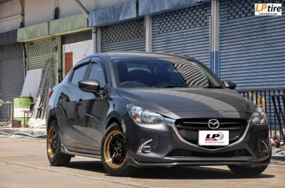 MAZDA 2 มาใส่ล้อแท้ LENSO D1SE 15x7.5 4H100 +35 สวยงามครับ