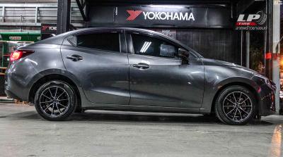 รถ - MAZDA 2 DJ ล้อแม็ก - ENKEI DRACO ดำหน้าเงา สเปค - 15x6.5 ET38 4x100 รัดยาง - ยางเดิม
เบอร์ -