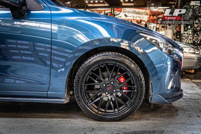 รถ - MAZDA 2 ล้อแม็ก - SSW S348 ดำด้าน สเปค - 17x8 ET38 4x100 รัดยาง - MICHELIN Pilot Sport 4S
เบอร์- 205/45-17