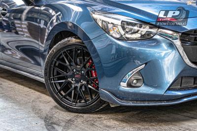 รถ - MAZDA 2 ล้อแม็ก - SSW S348 ดำด้าน สเปค - 17x8 ET38 4x100 รัดยาง - MICHELIN Pilot Sport 4S
เบอร์- 205/45-17