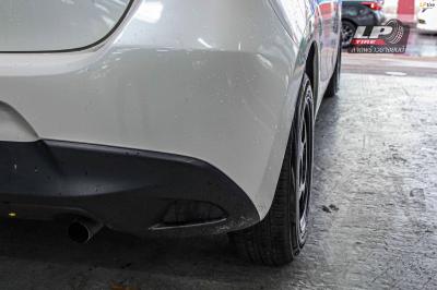 รถ - MAZDA 2 ล้อแม็ก - LENSO 90B VERSION 2 ดำด้าน ขอบ - 15x7 ET33 4x100 ยางเดิม - BRIDESTONE
เบอร์ - 185/65-15