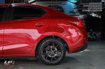 รถ - MAZDA 2 ล้อแม็ก - LENSO Jager Dyna HD สเปค - 17x7.5 ET35 4x100 ยาง - KUMHO ECSTA PS31
เบอร์ - 205/45R17