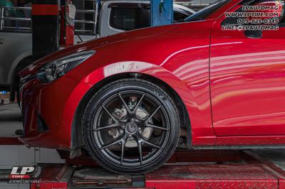 รถ - MAZDA 2 ล้อแม็ก - LENSO Jager Dyna HD สเปค - 17x7.5 ET35 4x100 ยาง - KUMHO ECSTA PS31
เบอร์ - 205/45R17