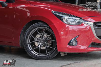 รถ - MAZDA 2 ล้อแม็ก - LENSO Jager Dyna HD สเปค - 17x7.5 ET35 4x100 ยาง - KUMHO ECSTA PS31
เบอร์ - 205/45R17