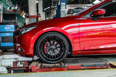 รถ - MAZDA 3 BN ล้อแม็ก - BREYTON SPIRIT ดำด้าน สเปค - 18x8 ET38 5x112-5x114.3 รัดยาง - ALLIANCE AL30 030Ex เบอร์ - 225/40-18