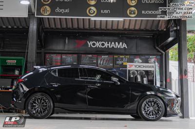 รถ - MAZDA 3 ล้อแม็ก - VAGE VF033E FlowForming V-DARK สเปค - 18x8.5 ET35 5x112-5x114.3 รัดยาง -YOKOHAMA ADVAN dB V553 เบอร์- 215/45R18