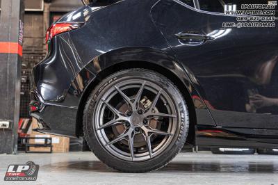 รถ - MAZDA 3&nbsp;ล้อแม็ก - VAGE VF04 FlowForming DARK GM-FLAT สเปค- 18x8.5 ET35 5x112-5x114.3
ใช้ยางเดิม