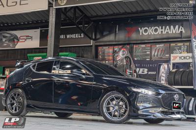 รถ - MAZDA 3&nbsp;ล้อแม็ก - VAGE VF04 FlowForming DARK GM-FLAT สเปค- 18x8.5 ET35 5x112-5x114.3
ใช้ยางเดิม