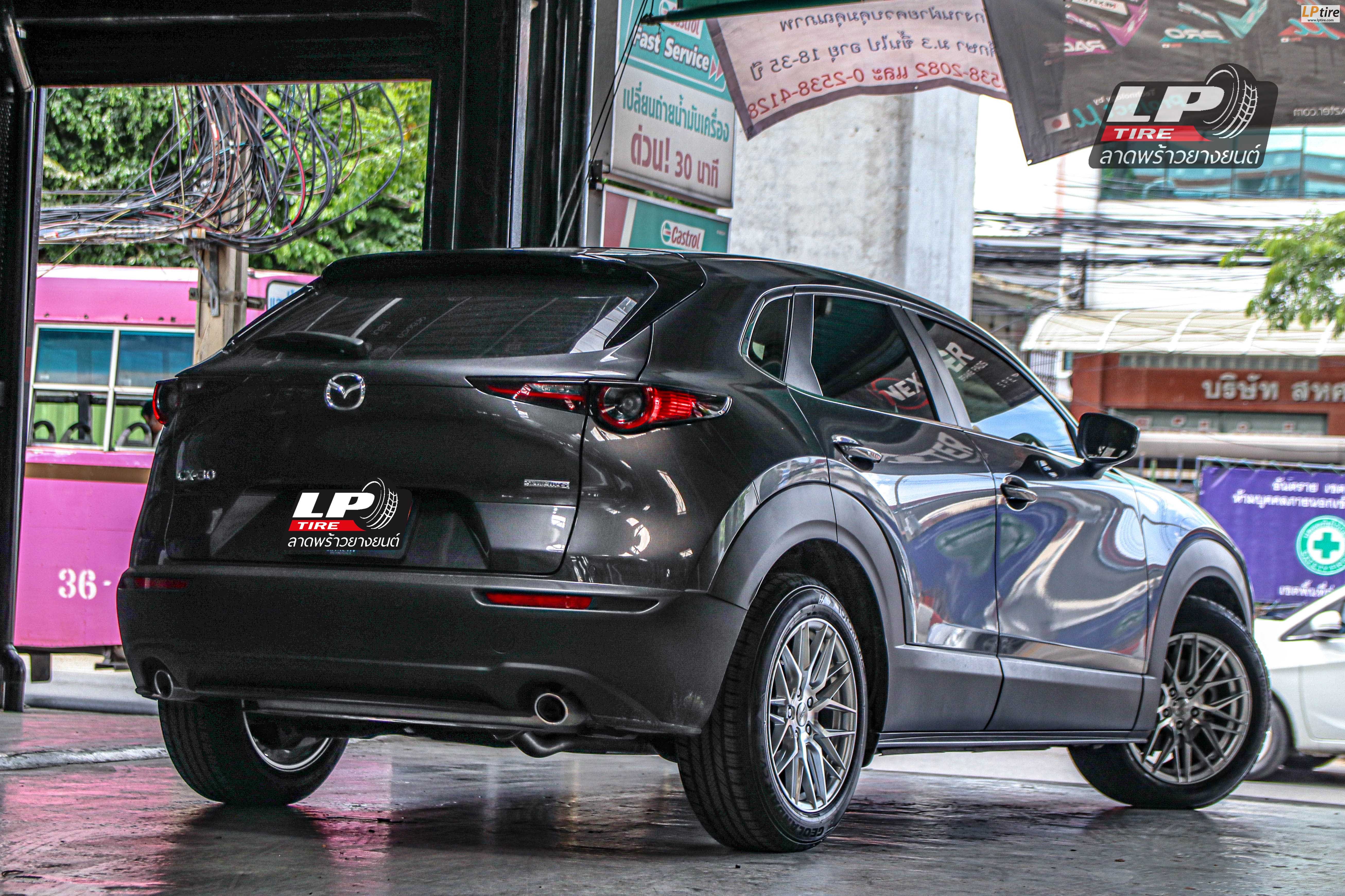 รถ - MAZDA CX30 ล้อแม็ก -SSW S348 ขอบ - 17x8 ET38 5x114.3 Hyper Silver ยาง - YOKOHAMA G058
เบอร์ - 215/60-17