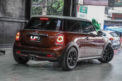 รถ - MINI COOPER ล้อแม็ก - TAW TM3340 ดำด้าน ขอบ - 15x7 ET42 4x100 ยาง - ALLIANCE AL30 030Ex
เบอร์ - 195/65-15