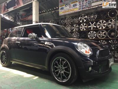 MINI COOPER เปลี่อนแม็ก U229 ขอบ 17 นิ้ว ET38 สีBlack โครเมี่ยม ใช้กับยางเดิม หรู หรา