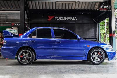 รถ -MITSUBISHI Lancer ล้อแม็ก - VOLK TE37 (U-207) Black โครเมี่ยม สเปค - 17x7.5 ET40 4x100
รัดยาง - YOKOHAMA V701 เบอร์ - 205/45-17