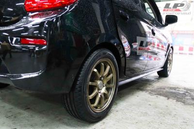 รถ - MITSUBISHI MIRAGE ล้อแม็ก - AUTO G-10 สีทอง สเปค - 15x6.5 4x100 ET40 รัดยาง - TOYO proxes TR2 เบอร์ - 195/55R15(ยางเดิม)