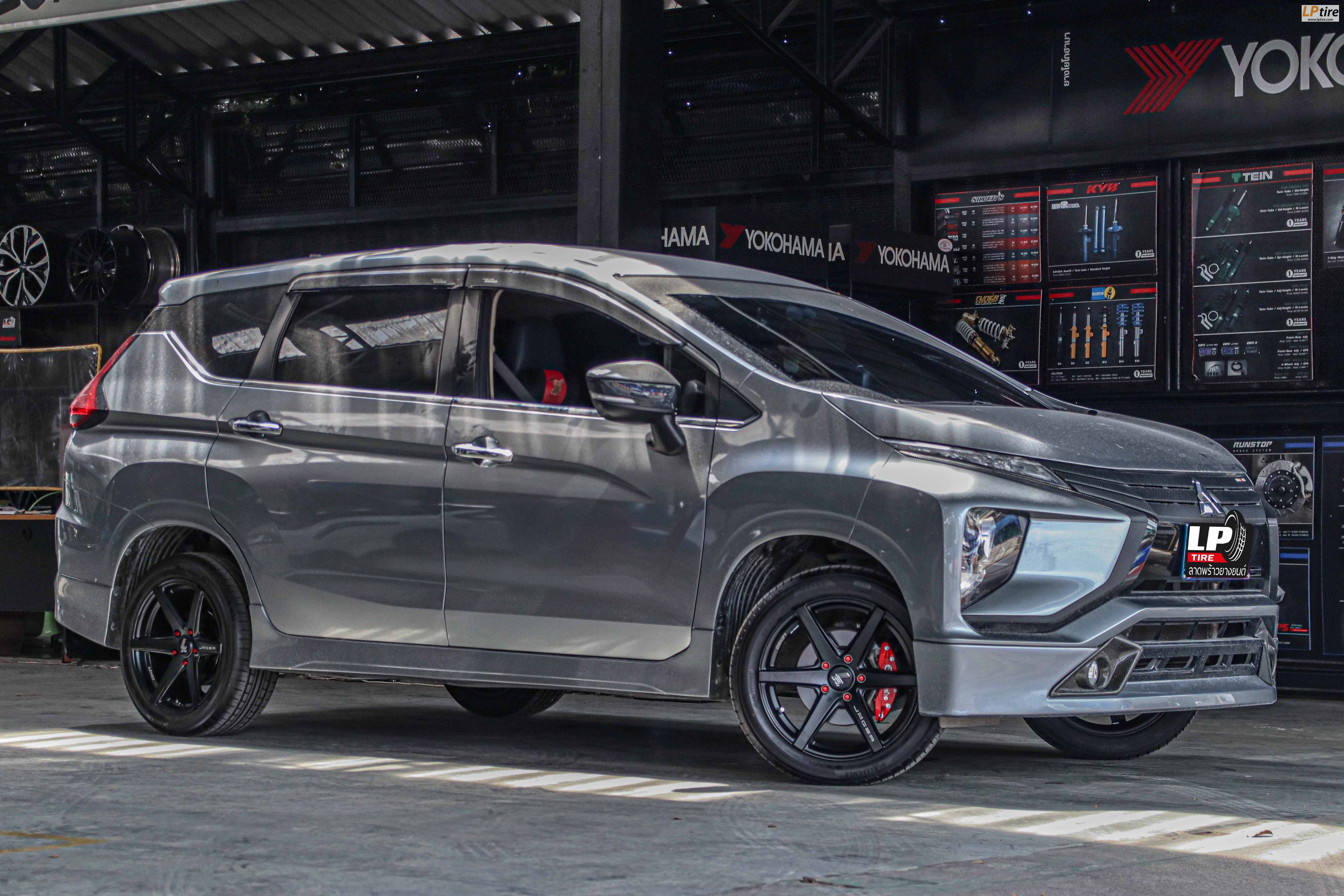 รถ - MITSUBISHI XPANDER ล้อแม็ก - LENSO Jager Craft ดำด้าน ขอบ - 17x7.5 ET35 5x114.3 ยาง - ALLIANCE AL30 030Ex เบอร์ - 215/50-17