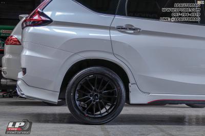 รถ - MITSUBISHI XPANDER ล้อแม็ก - ENKEI SC49(MQ39) ดำด้าน สเปค - 17x7.5 ET42 5x114.3
ยาง - YOKOHAMA V552 เบอร์ - 215/50-17 น็อตล้อ 7 เหลี่ยม 12x1.5