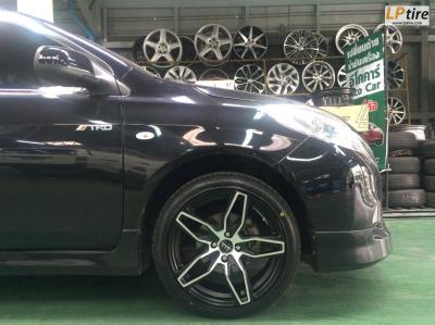 NISSAN ALMARA มาจัดหล่อกับล้อแม็ก XH182 17x7.5 ET40 สีดำหน้าเงา พร้อมยาง DUNLOP LM704 205/45-17 