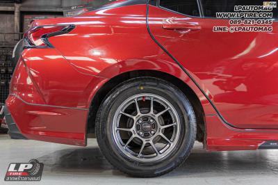 รถ - NISSAN ALMERA&nbsp;ล้อแม็ก -LENSO VENOM V1N FlowForming HB สเปค -15x7 ET35 4x100
ยาง - BRIDGESTONE TURANZA6 เบอร์ -195/65-15
