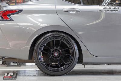 รถ - NISSAN ALMERA ล้อแม็ก - LENSO VENOM SUPER GT VNK LITETECH+ ดำเงา สเปค- 17x7.5 ET35 4x100 รัดยาง - LENSO D-1CS เบอร์ - 215/45-17