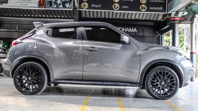 รถ - NISSAN JUKE F15 ล้อแม็ก - MOMO H486T REVENGE ดำด้าน สเปค - 18x8 ET38 5x114.3
รัดยาง - YOKOHAMA AE51 เบอร์ - 245/40-18