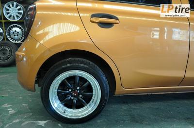 Nissan March + ล้อแม็ก WATANABE 8x15นิ้ว สีดำด้านขอบเงา + ยาง FALKEN ZE912 195/50R15