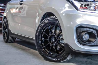 รถ - SUZUKI SWIFT A2L(ป้ายแดง) ล้อแม็ก - LENSO CLIMAX (90C) สีดำด้าน สเปค - 16x7.0 4x100 ET35 รัดยาง - BRIDGESTONE POTENZA RE004 เบอร์ - 205/50R16