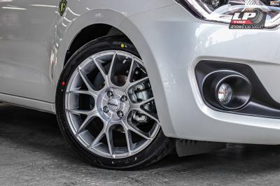 รถ - SUZUKI SWIFT ล้อแม็ก - MOMO H701 Raptor Hyper silver ขอบ - 17x7.5 ET40 4x100 ยาง - YOKOHAMA V701 เบอร์ - 205/45-17